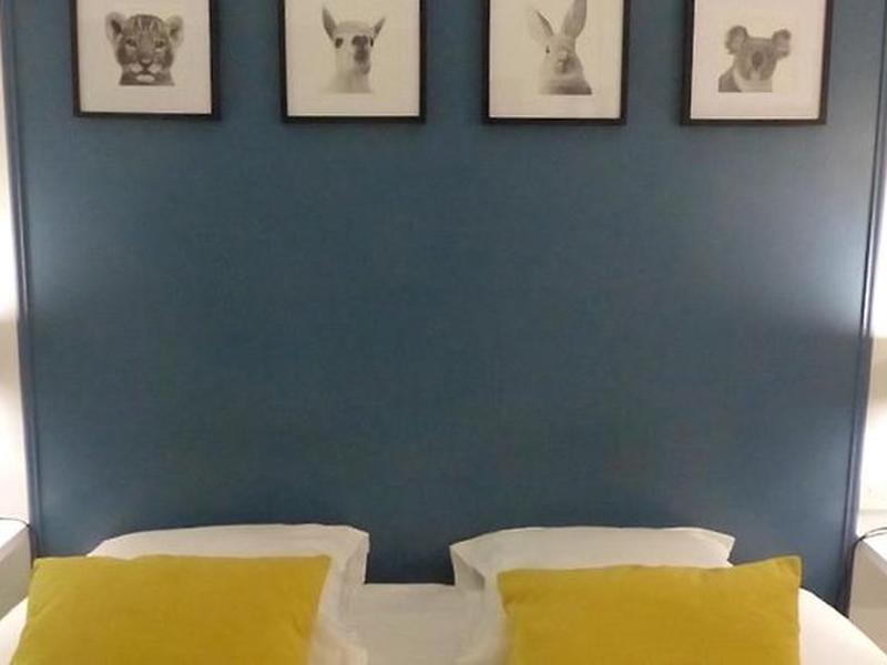 835F5A1115E41B2EFC2BD39095259D8D