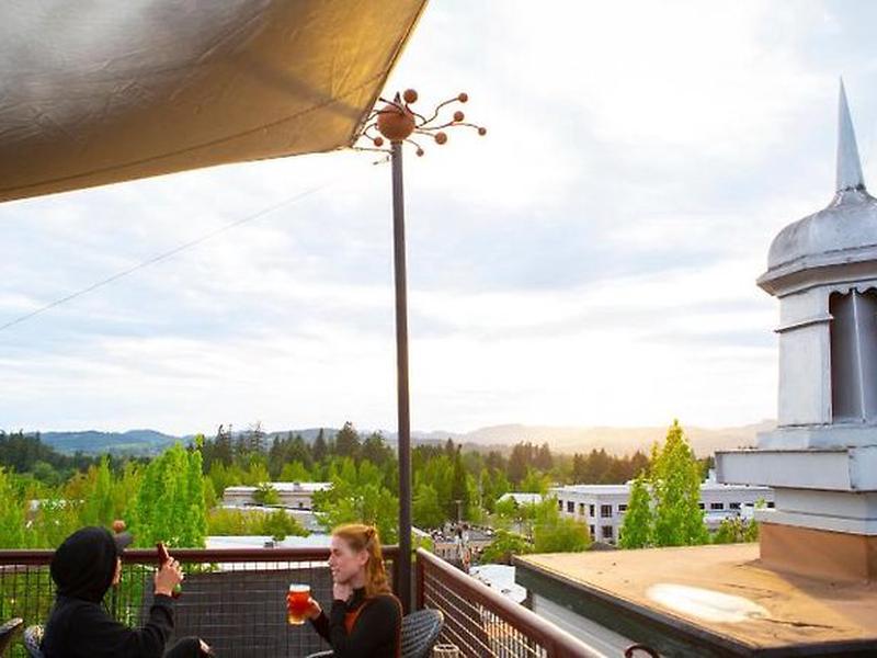 B3798E8A1CFFAAFDA50236F9DBE26B8E