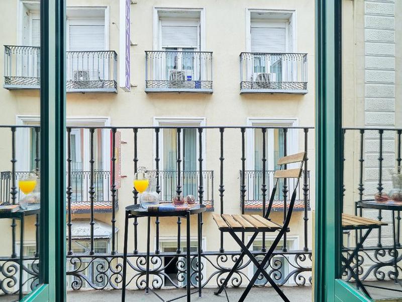 99CE19A480B3DA085F87D5ED085518F4