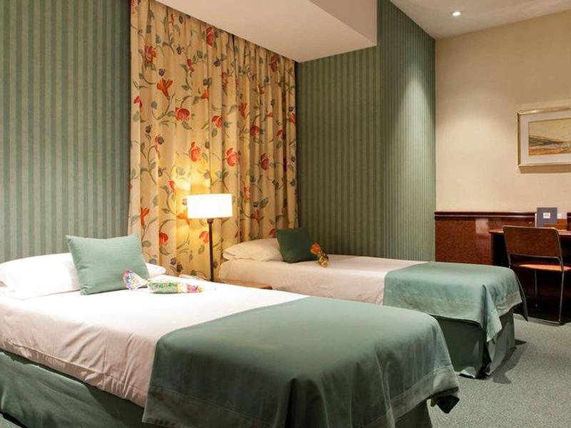 7110A4D2E08BD70D4A0F57C3BDC51C1D