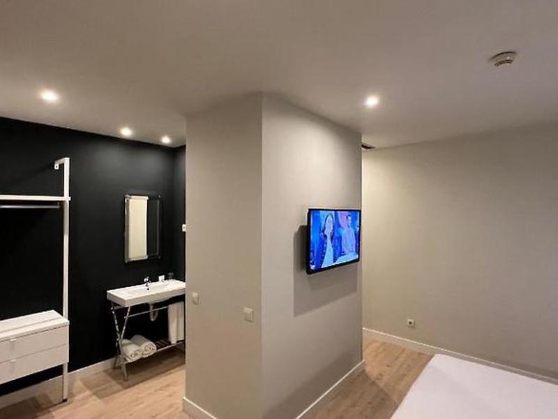 C84A696E23D85B5E97B5F103B665798C