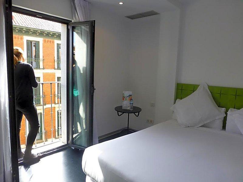 BC3B3C8CC22B8518DFA84D678583D55A