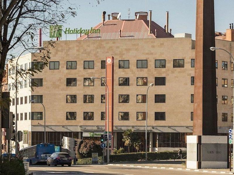 7987BD77E7B9A23ADBCB176C942F99E8