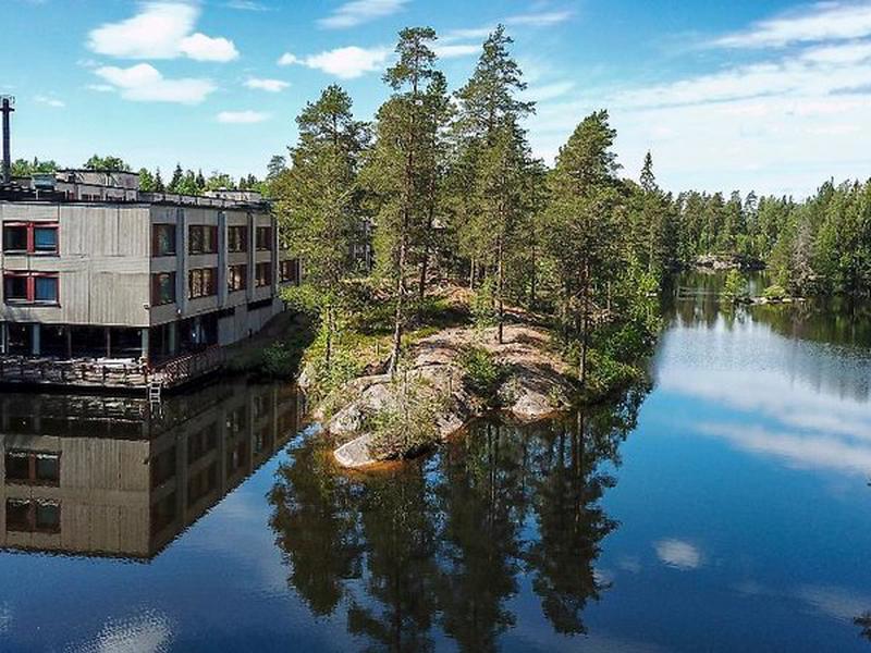 39FC0B8ECE139AFEF5E7CC559C1C04EA