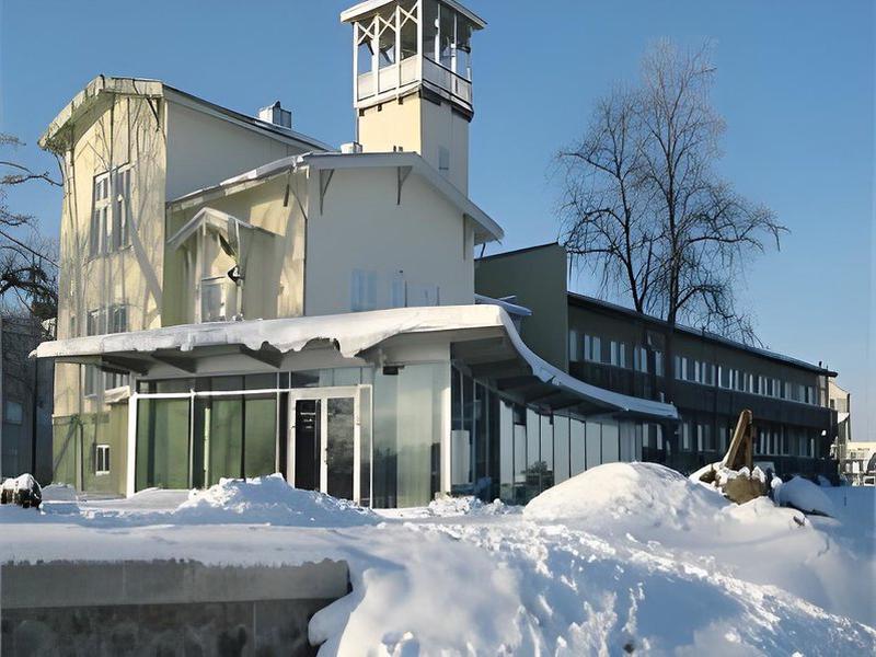 11F31DD1FA7B3A8A1E20267DAADA2709