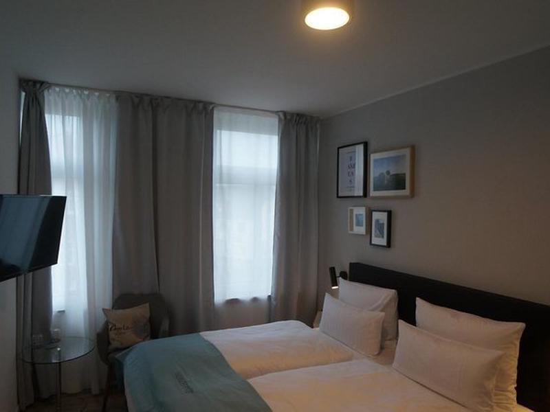 9D356255ABD1AC043F99608CC8EB13BB