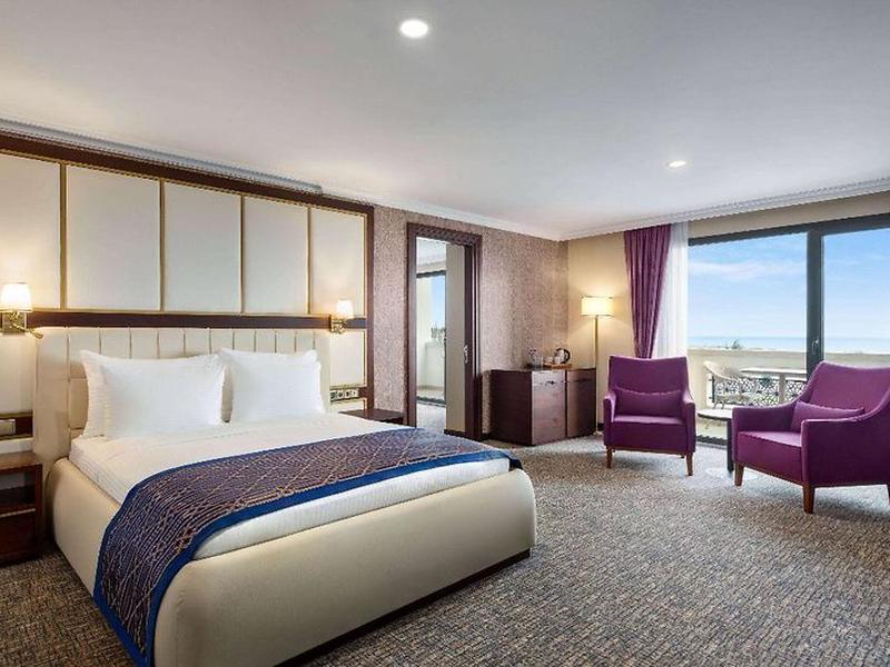 CE0E1BA86AFB93747616921DE5FD4304