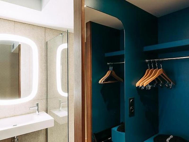 51119B8DD71EF164D6C95FDF4472F40E