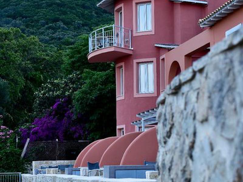 B6A0768664E2863A0BC63363AE76E336