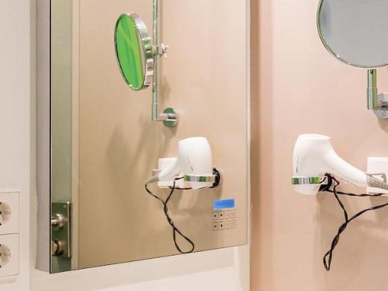 BEFE5DB589CC48A9A78D736B7224CE55