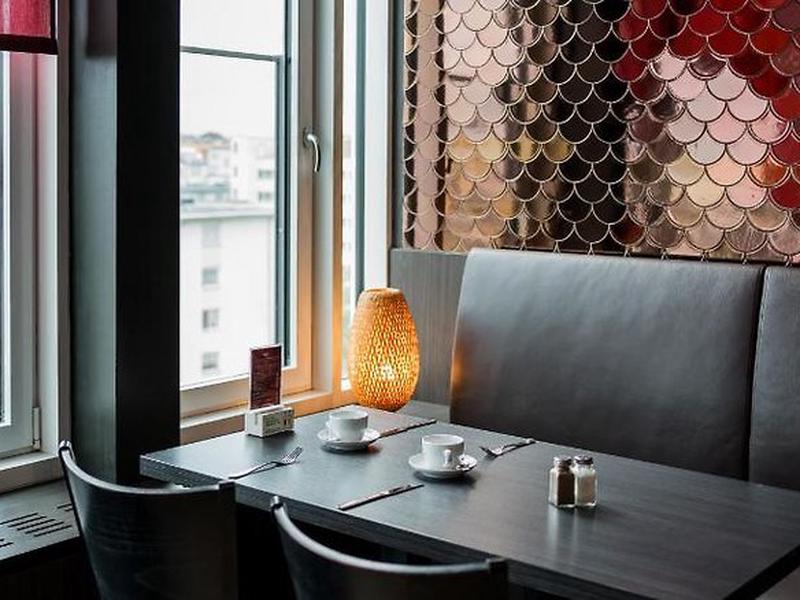 77421A4418D8F9AFA983935E7F2ACFFC