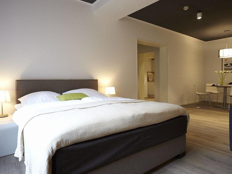 ECEB32E57BE6824C5884C1132E83EE58