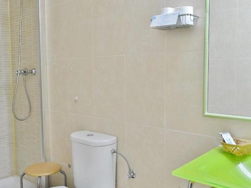 71AB476E90B3E08366AA646BA618B725