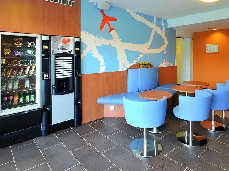 F4B6AA42045CA55D1B5668E878F9836B