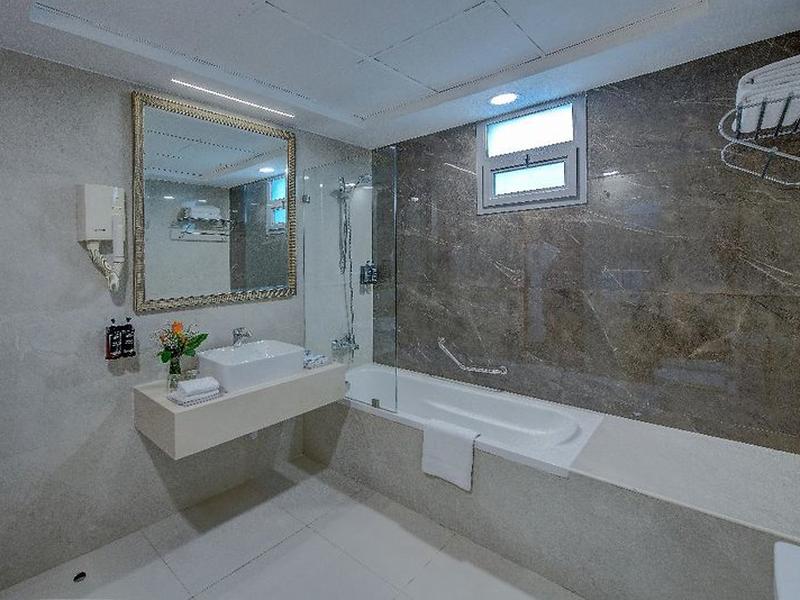 063ACDE705A325CE0342761120B6389C