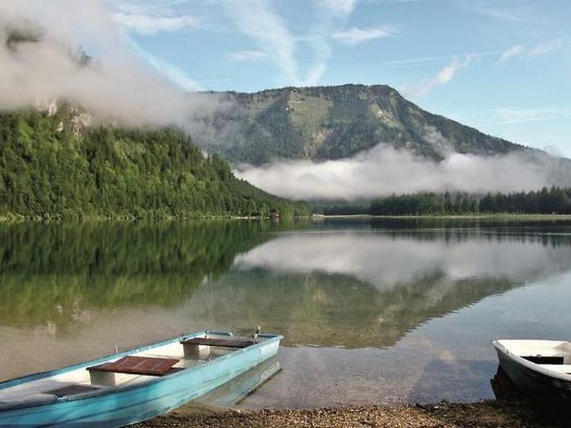 FF78C7DB7F9E6781539D1A03ABA0F16E