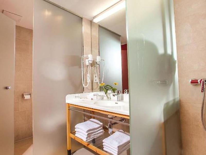 AC632E42D31DF1AEEF0519ABD3D86D6B