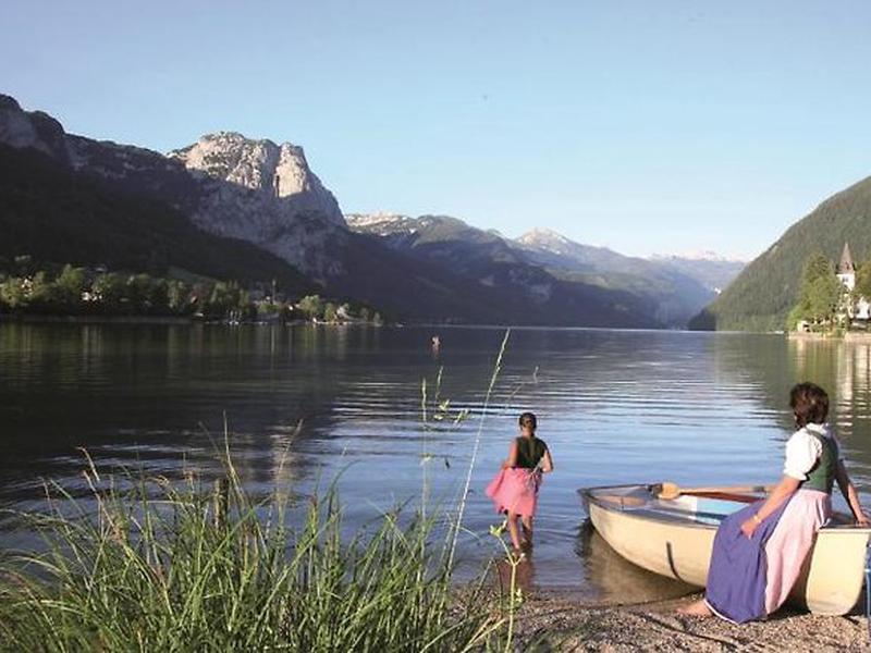 FBA5EFD7AA03438DF1CD5A9AB0E2B39C