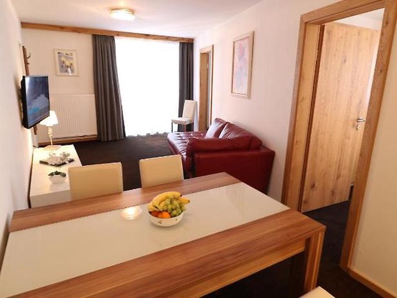 20AD26CE5897EF37949A0DFE67A23C7B