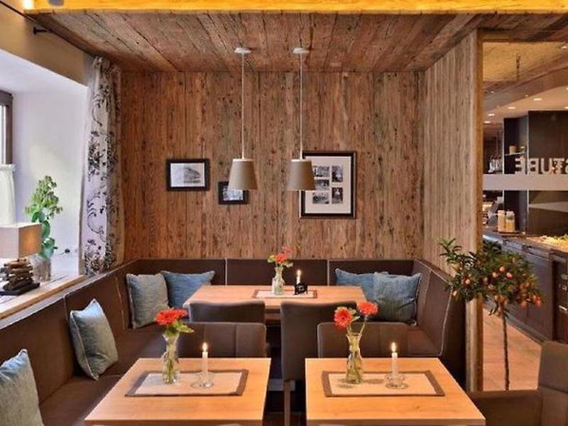 8AC26171AEA0E9EFC54A04219A24E384