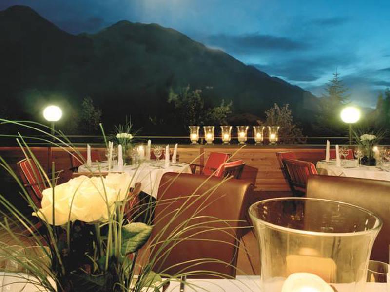 EB9CC085E150084282464B5C52433CC4