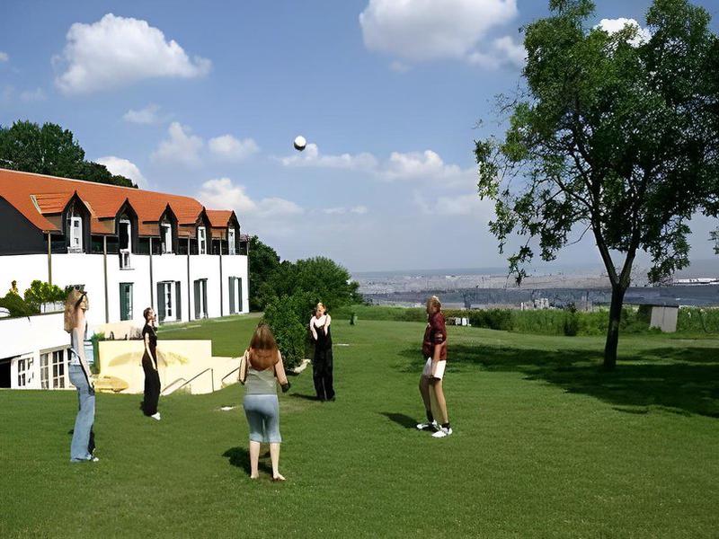 C6E4837FB3780A5E8D765EBBFE4EC044