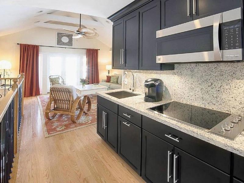 1585A6BFF3D366A9AF48F58A3FC62E5C