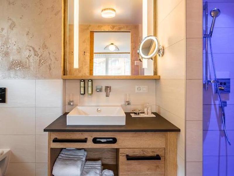 46DB8F8C3DB84C70610897B168E4791D