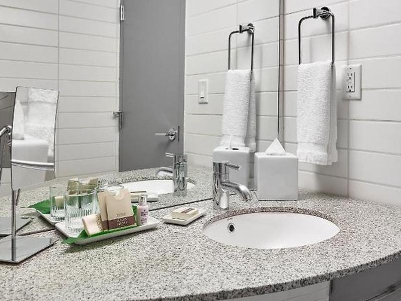 303E6A8C143C7085D6C1C42709E98CD2