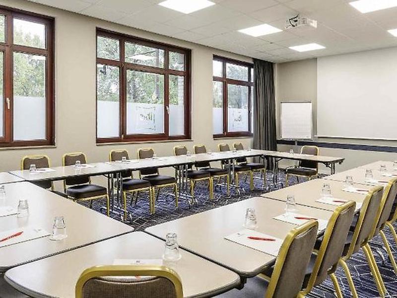 52D2E8942B4FDC6071AB45663E406FA7