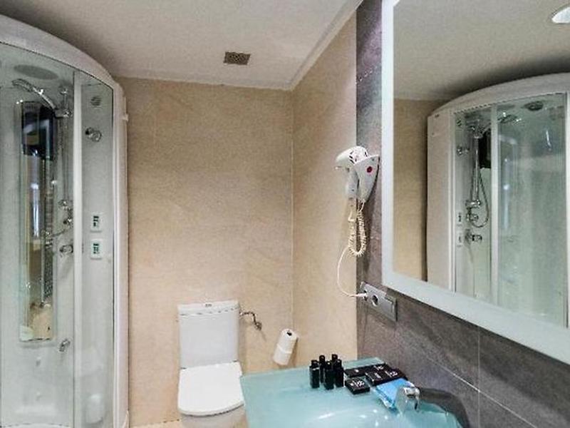 90792A876A6E193E2885ABE3BF4E4E63