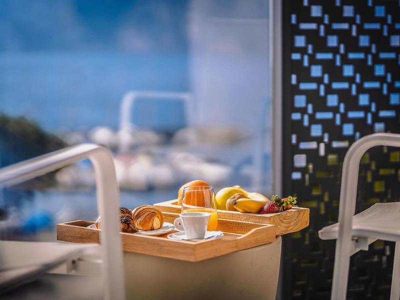 6531596E632E351F86ADEBECC3A5260D