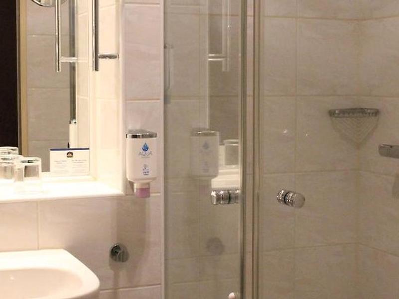 4BD1302818C56C944FF4018444AAF60D