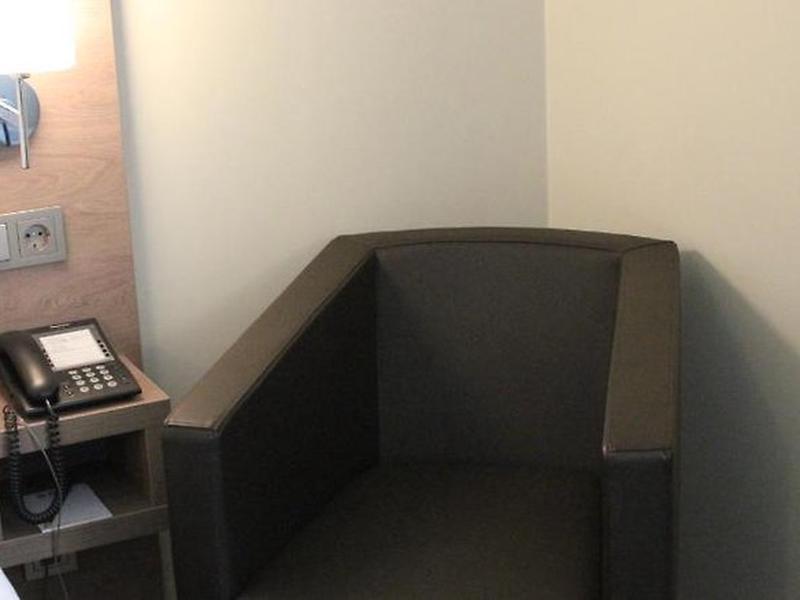 D43A31AAE8F5814DC60BE587D35633B2