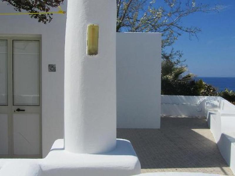 FA55D164794FF979AEDAF62EF8358793