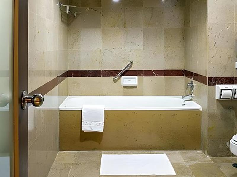 E157D4F9CB8311C3B56039BE1011A096