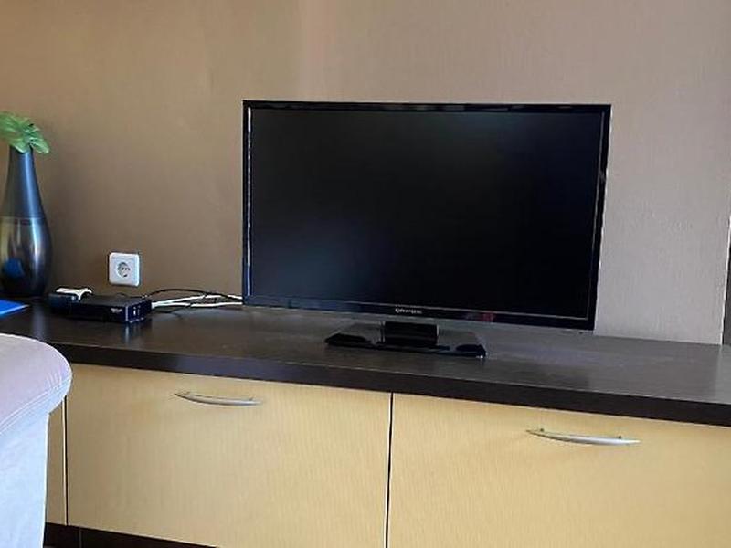 43CAA918622CBE81853A37A27B82F330