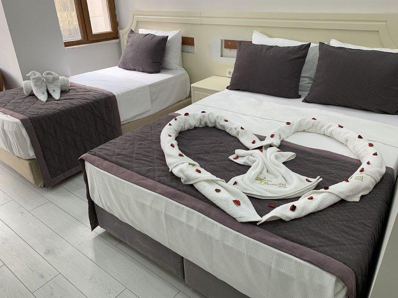 999CC12BB0C0458BD34DEAA1D33DACB6