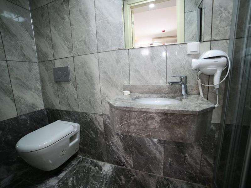 F9C31D9A17CFA2224A9C736DDC8BBE82