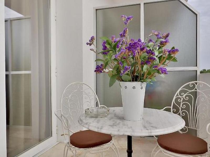 1B6DF9E547DEAC07736C69FFBA1E4278