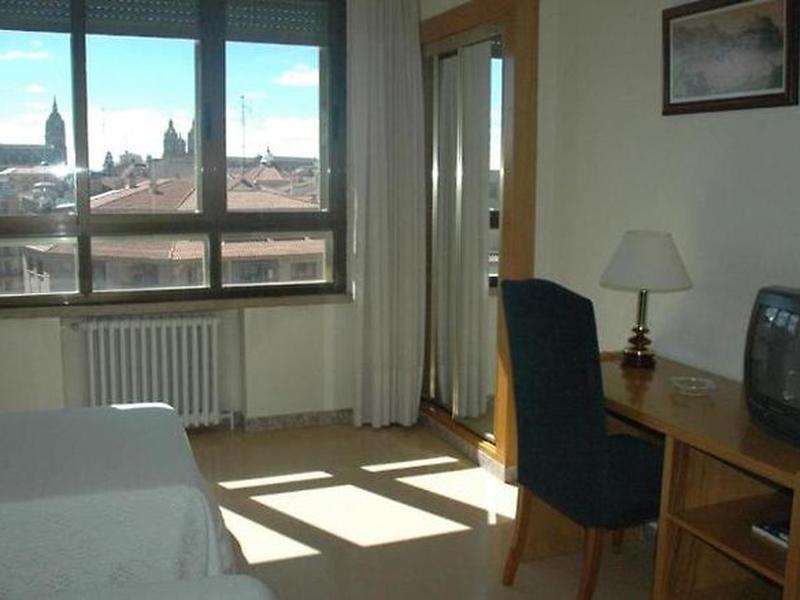 F9FE37B56D97EA182DB4AD5929739B13