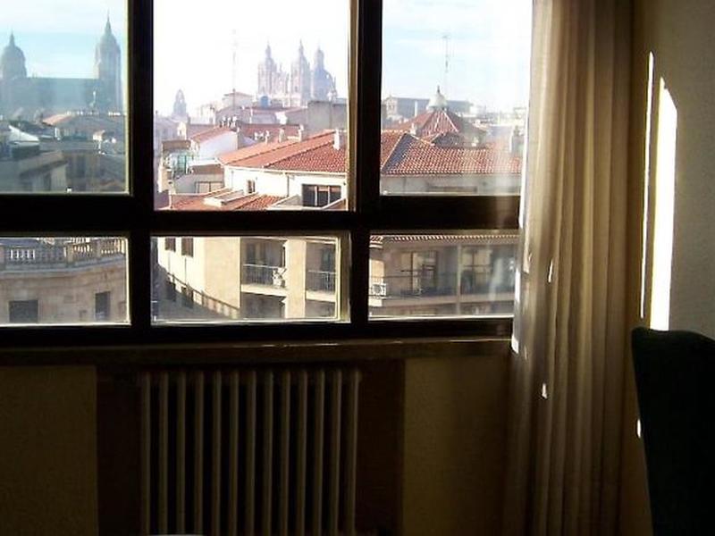 7F270E47DEC7CCA42199E7E14058CE55