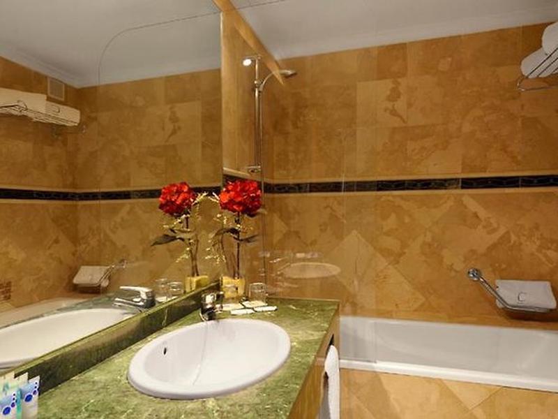 F19D6FA5D4A24FE38BF15531B8698D26