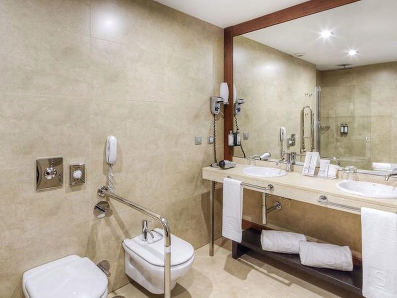 DAA781BBFED0FFB92237C73CC2C5D76B