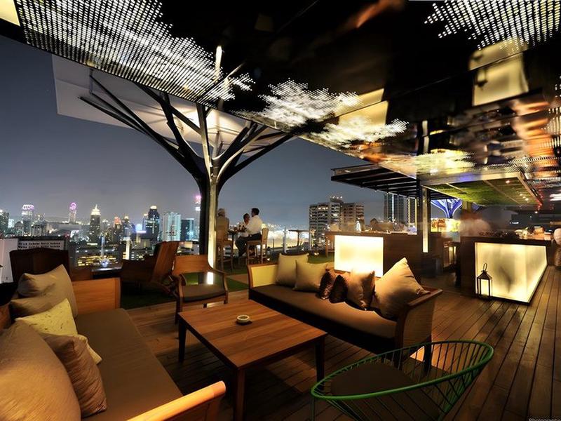 784C7B0BA2FE467825A2C7EAAD0C9E2E