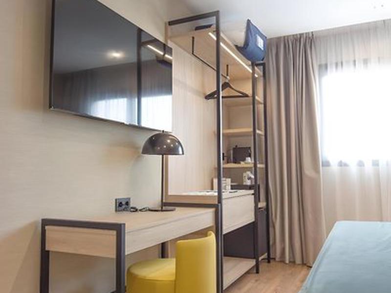 F3B625BF2C7F847DEEA946C879CCD93D