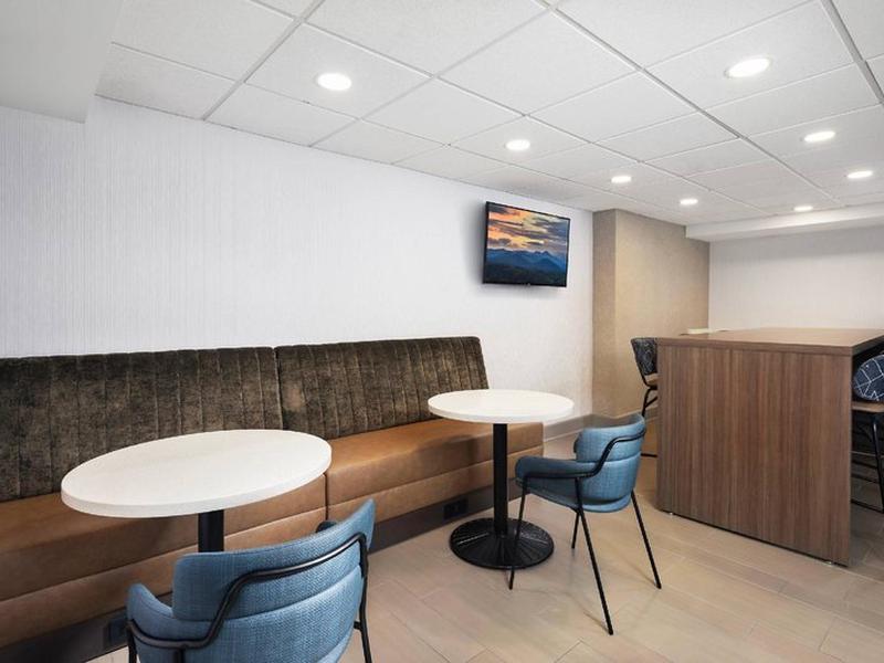 93FB0A04F641D35A6DE7033508D11C70