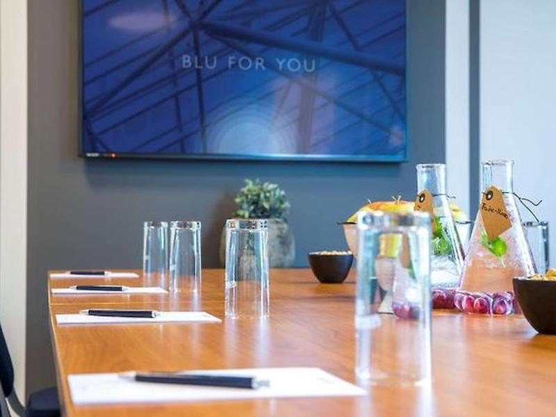 93C7EEACFEF517B428A1BFB4D56E21B1