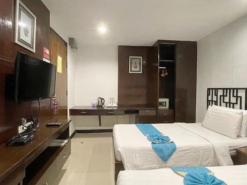 18E51770094BD3013F2670AEF502FE4C