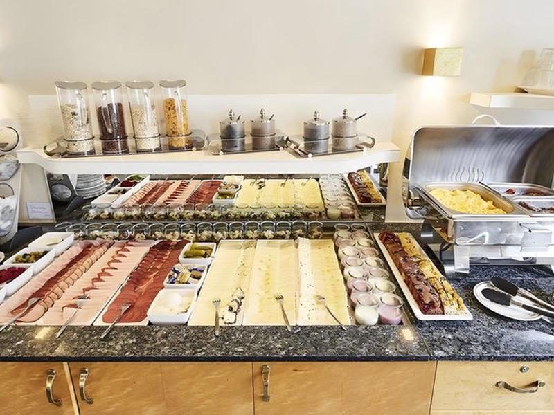 A7D126E26B4DFEA26C51CBA17778EA2B